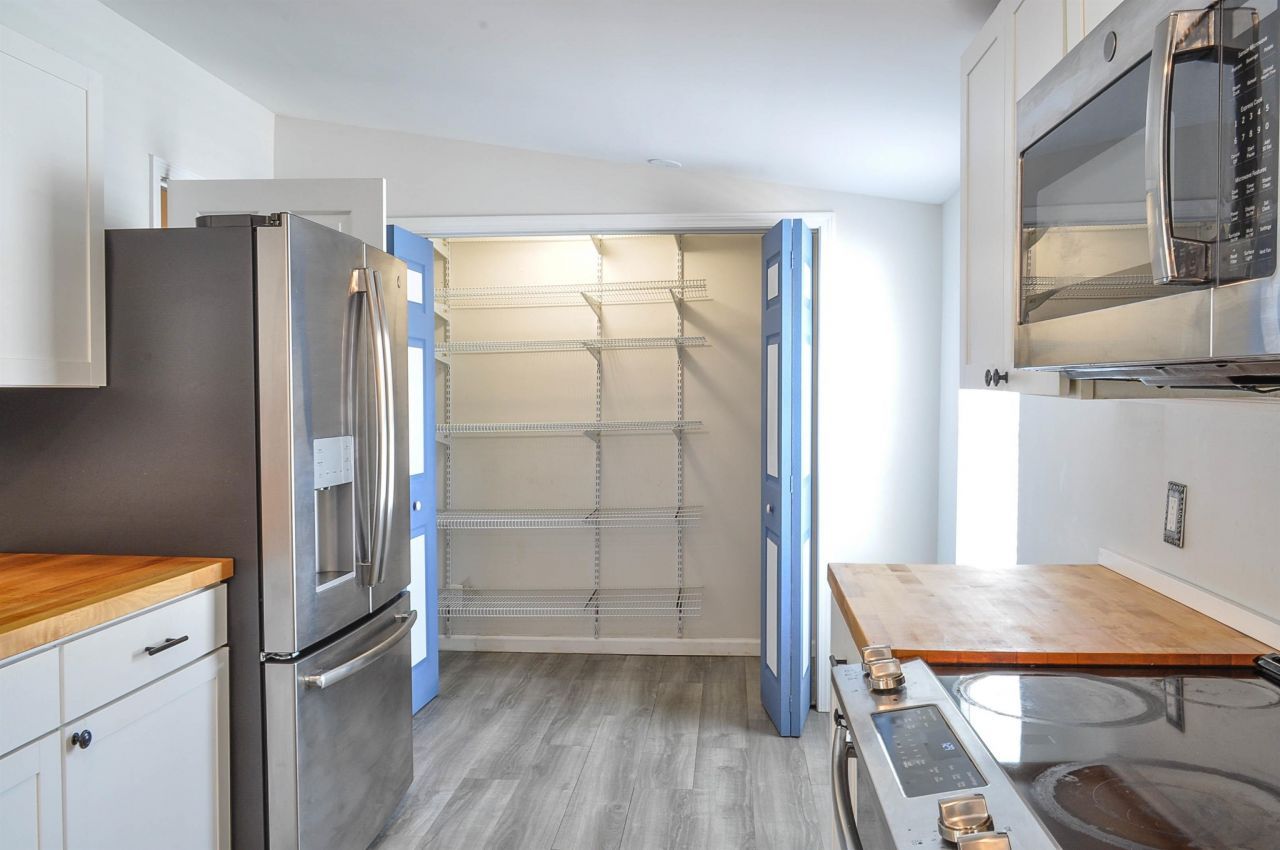 8469 Knollwood Dr. Photo 13