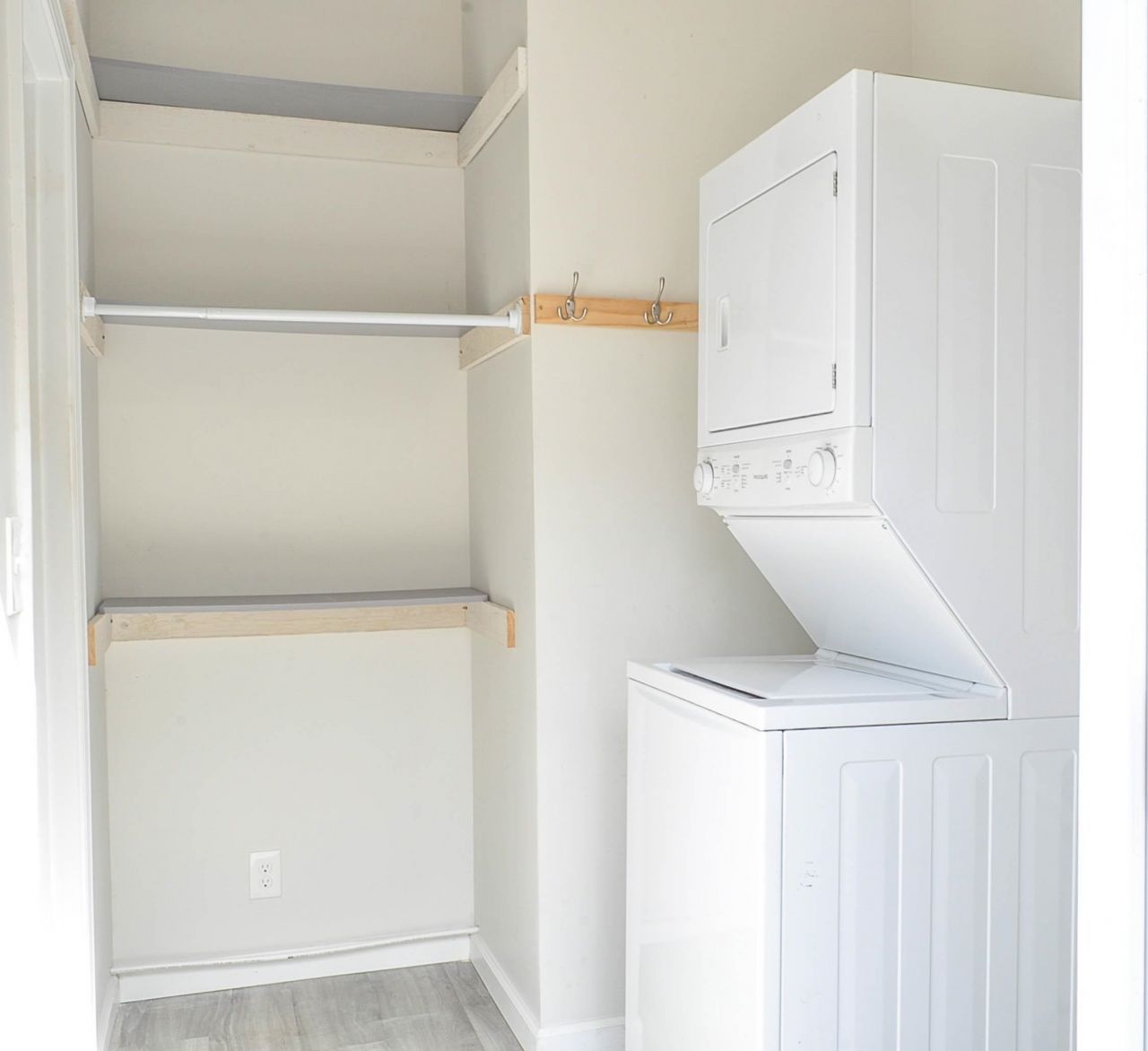 8469 Knollwood Dr. Photo 16