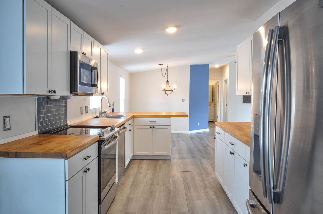 8469 Knollwood Dr. Photo 17