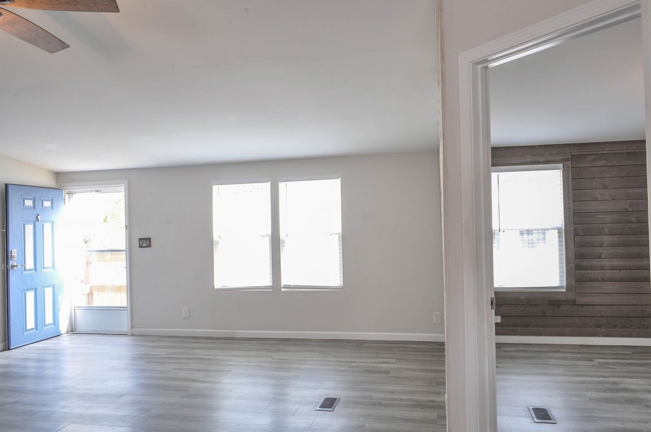 8469 Knollwood Dr. Photo 21