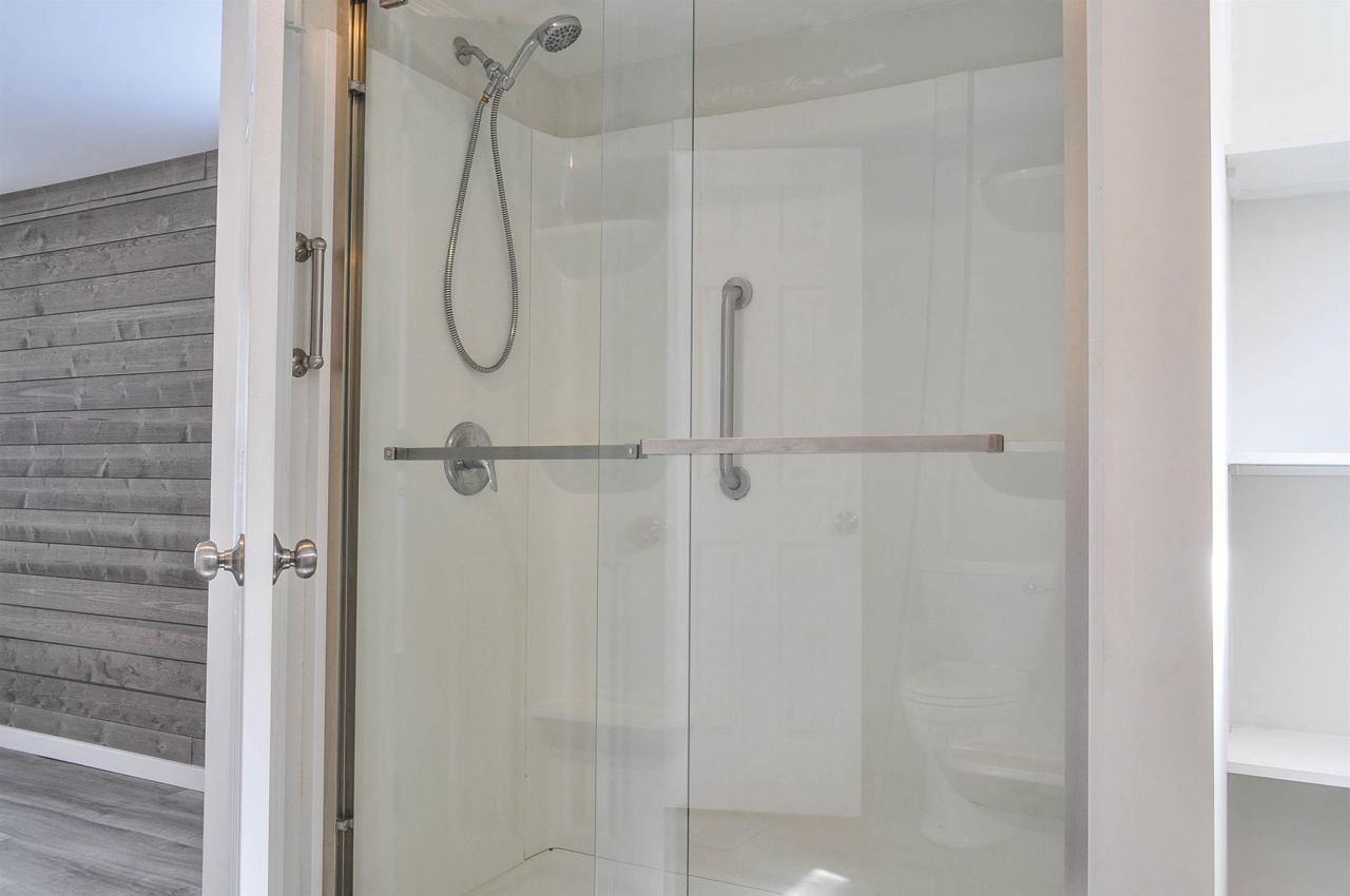 8469 Knollwood Dr. Photo 26