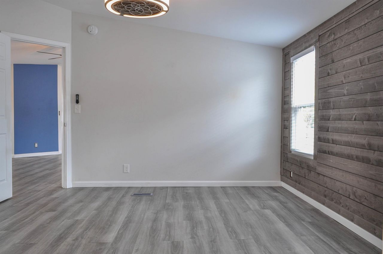 8469 Knollwood Dr. Photo 27