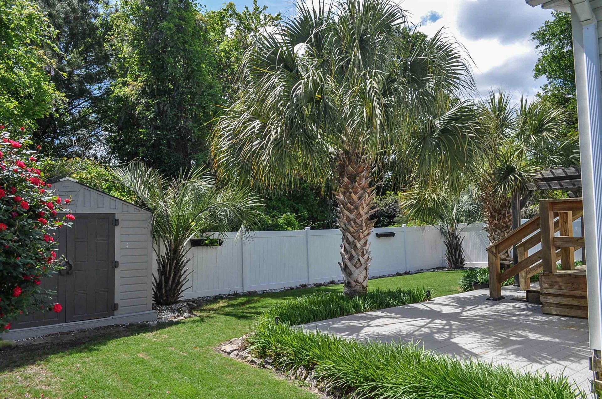 8469 Knollwood Dr. Photo 33