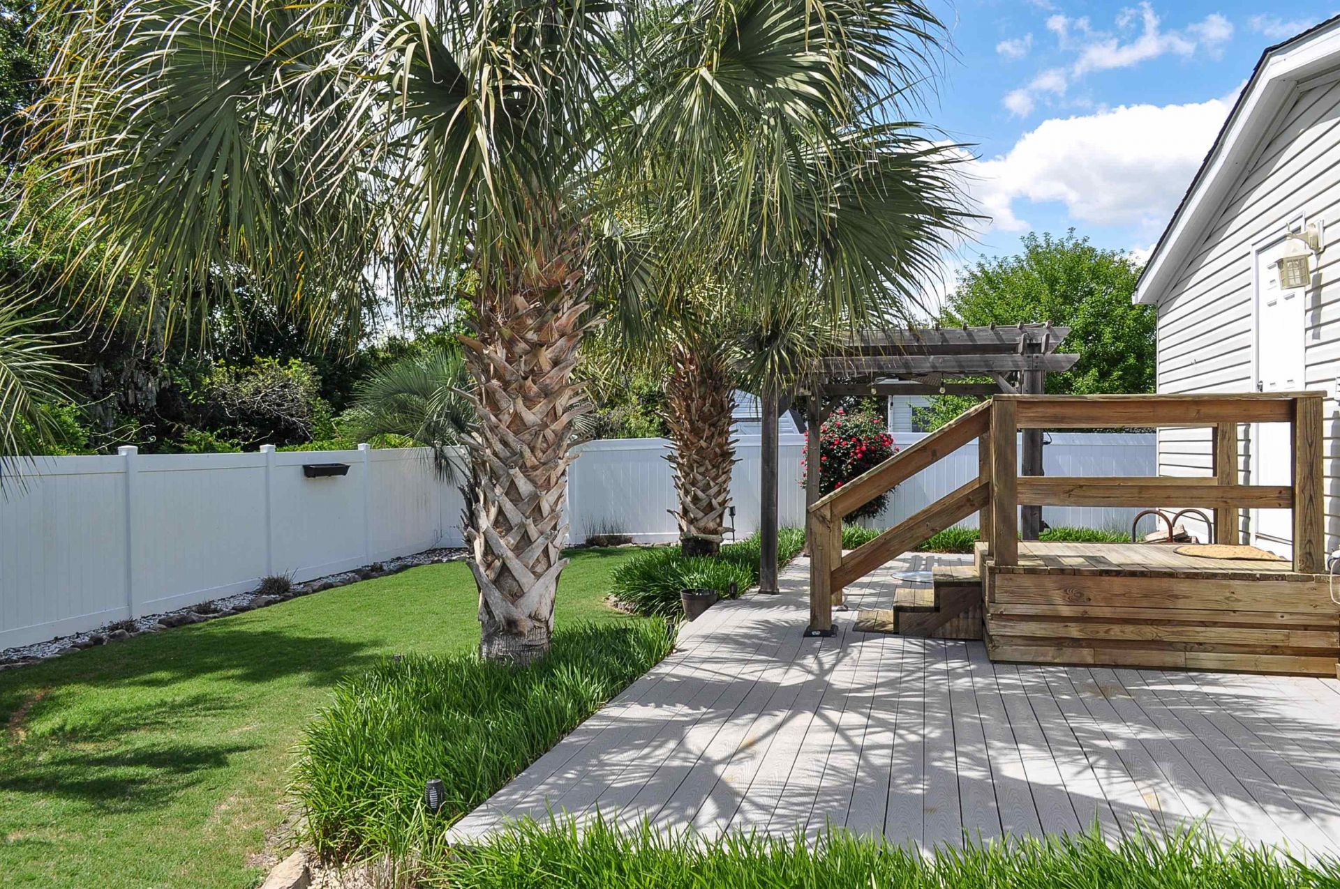 8469 Knollwood Dr. Photo 34