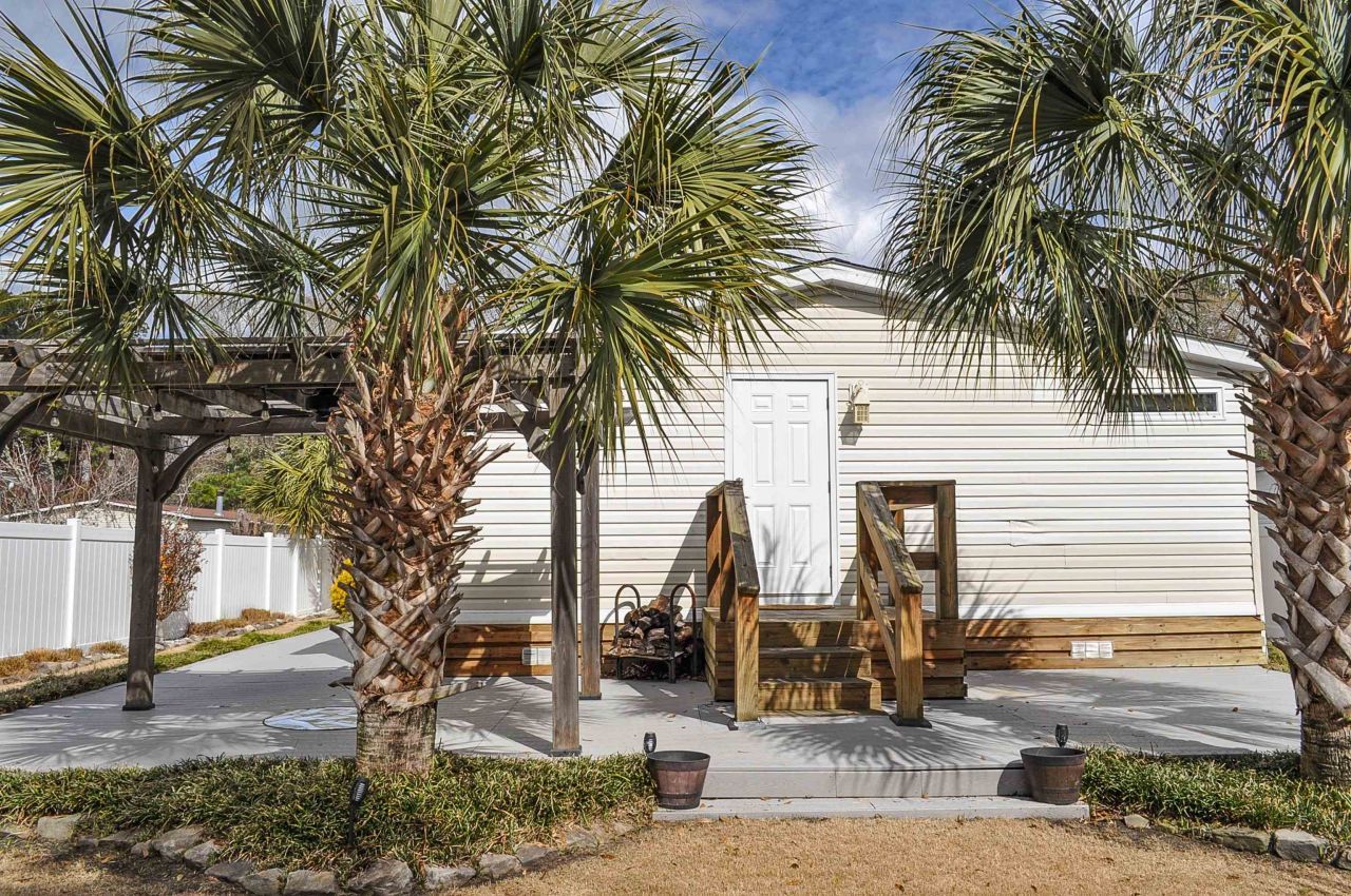 8469 Knollwood Dr. Photo 36