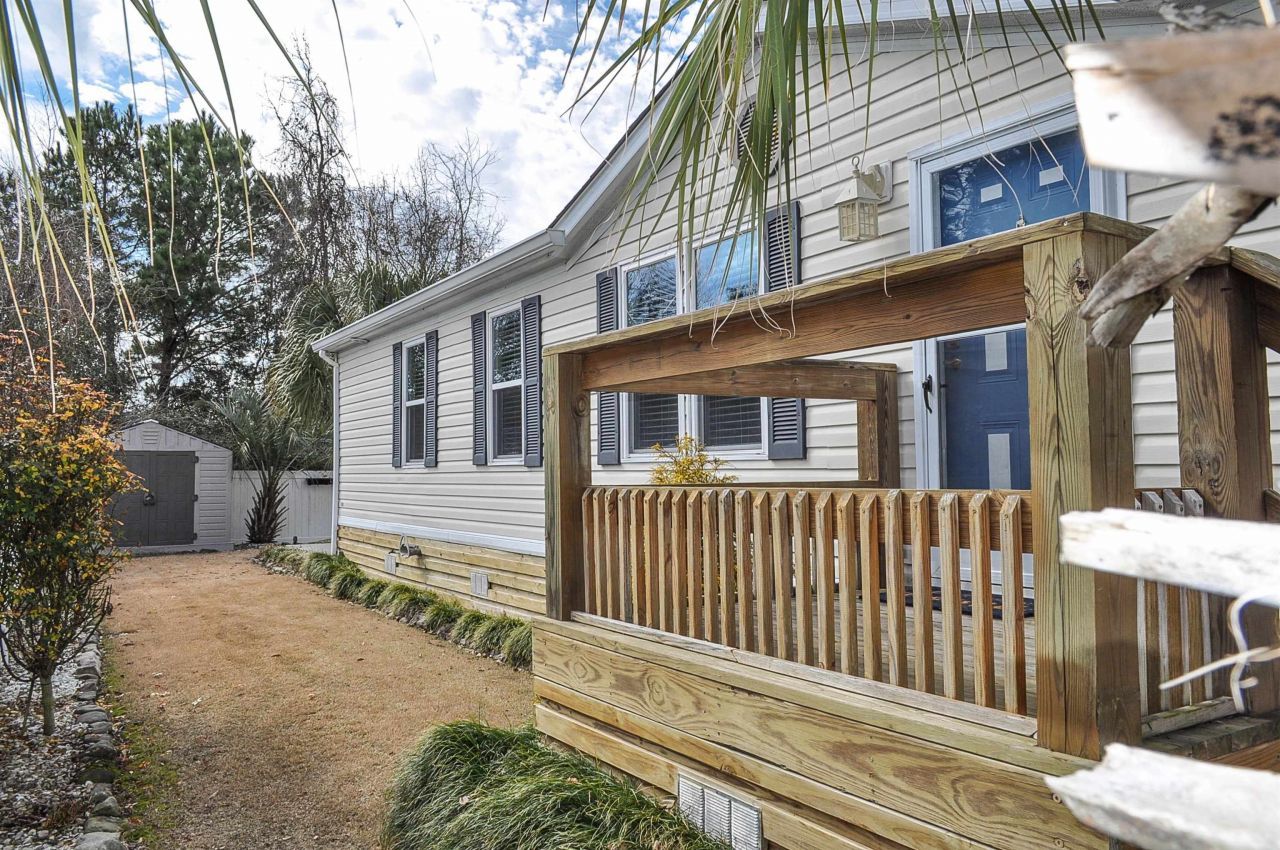 8469 Knollwood Dr. Photo 43