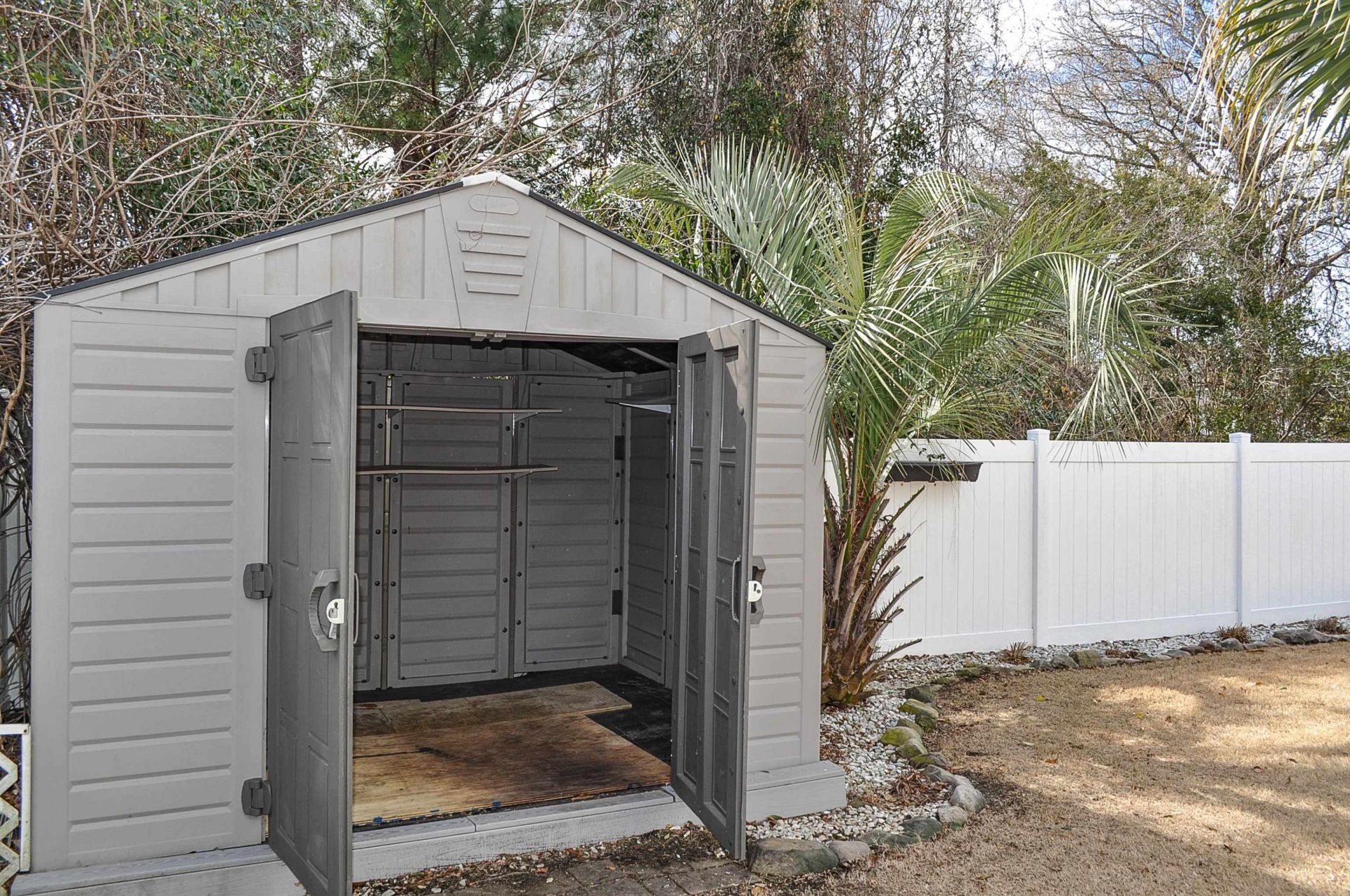 8469 Knollwood Dr. Photo 43