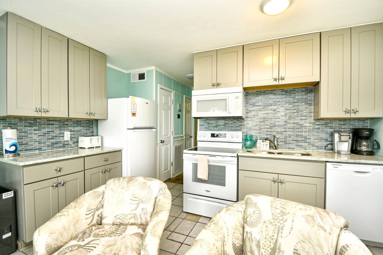 5905 South Kings Hwy.  Photo 10