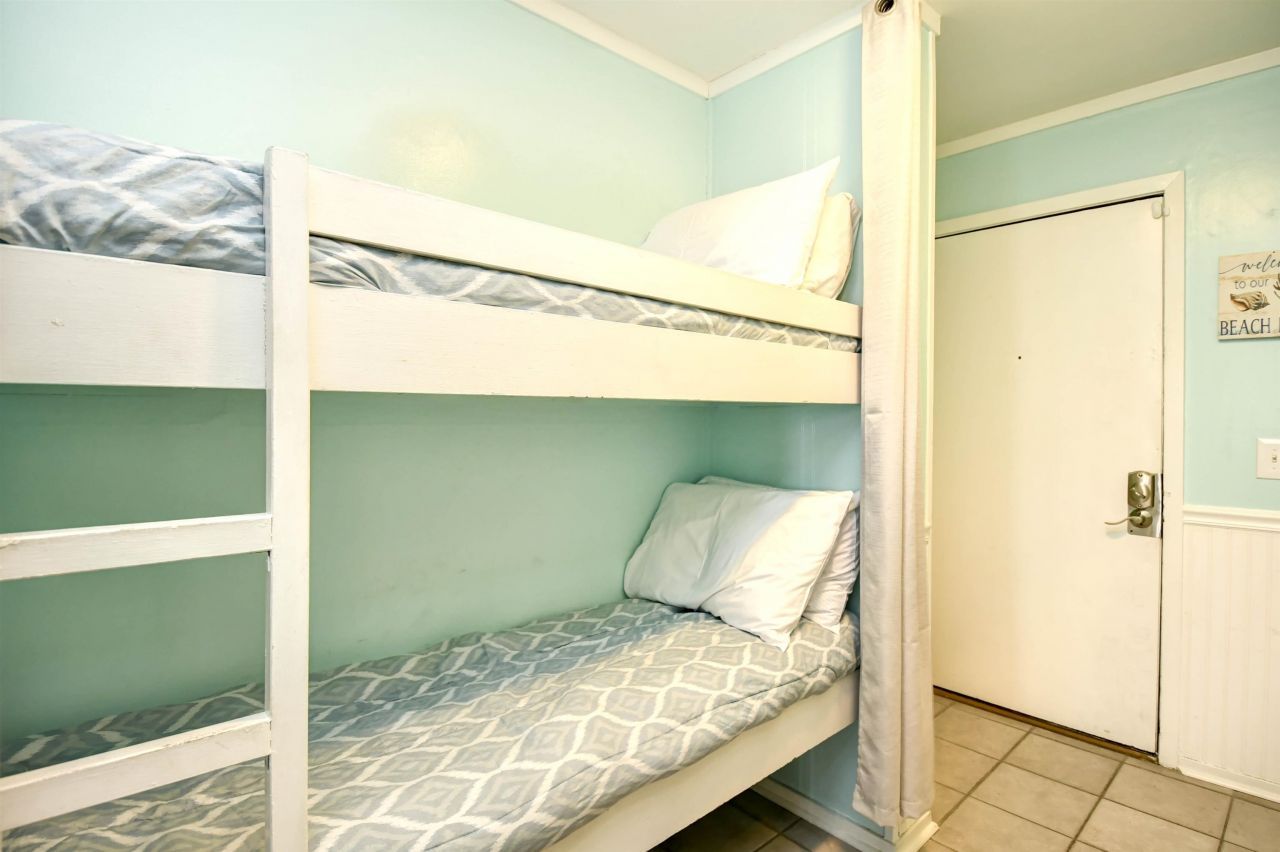 5905 South Kings Hwy.  Photo 15