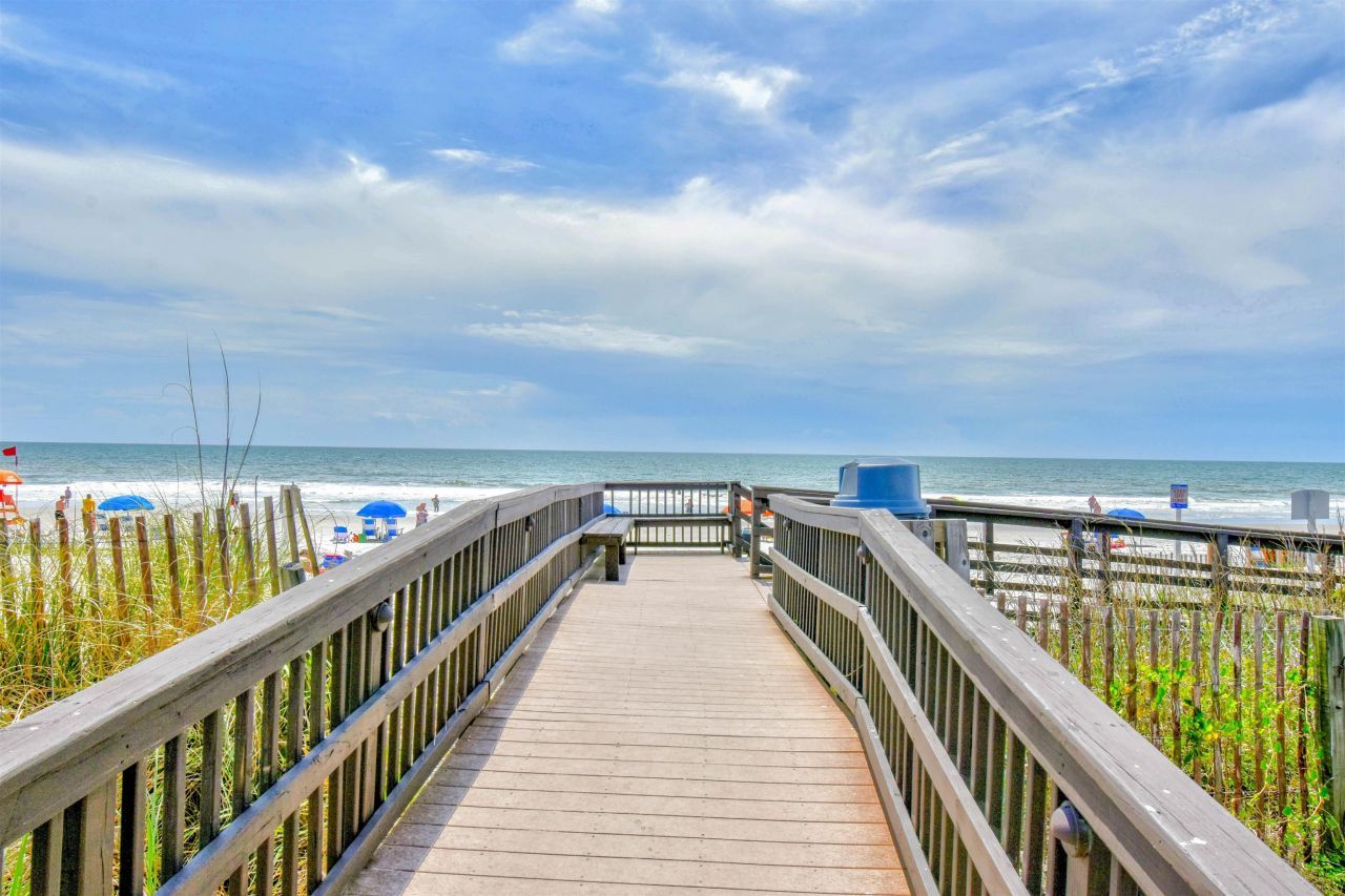 5905 South Kings Hwy.  Photo 40