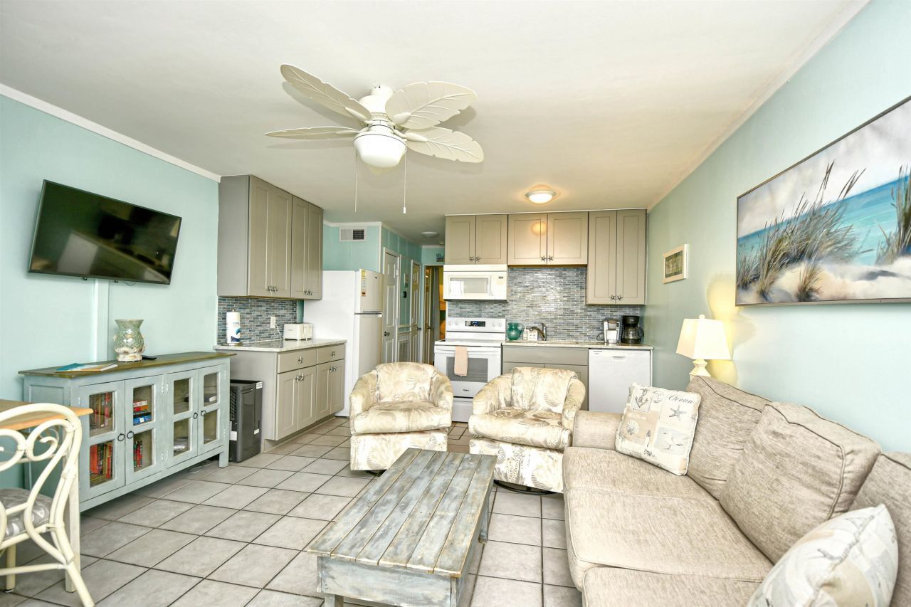 5905 South Kings Hwy.  Photo 7