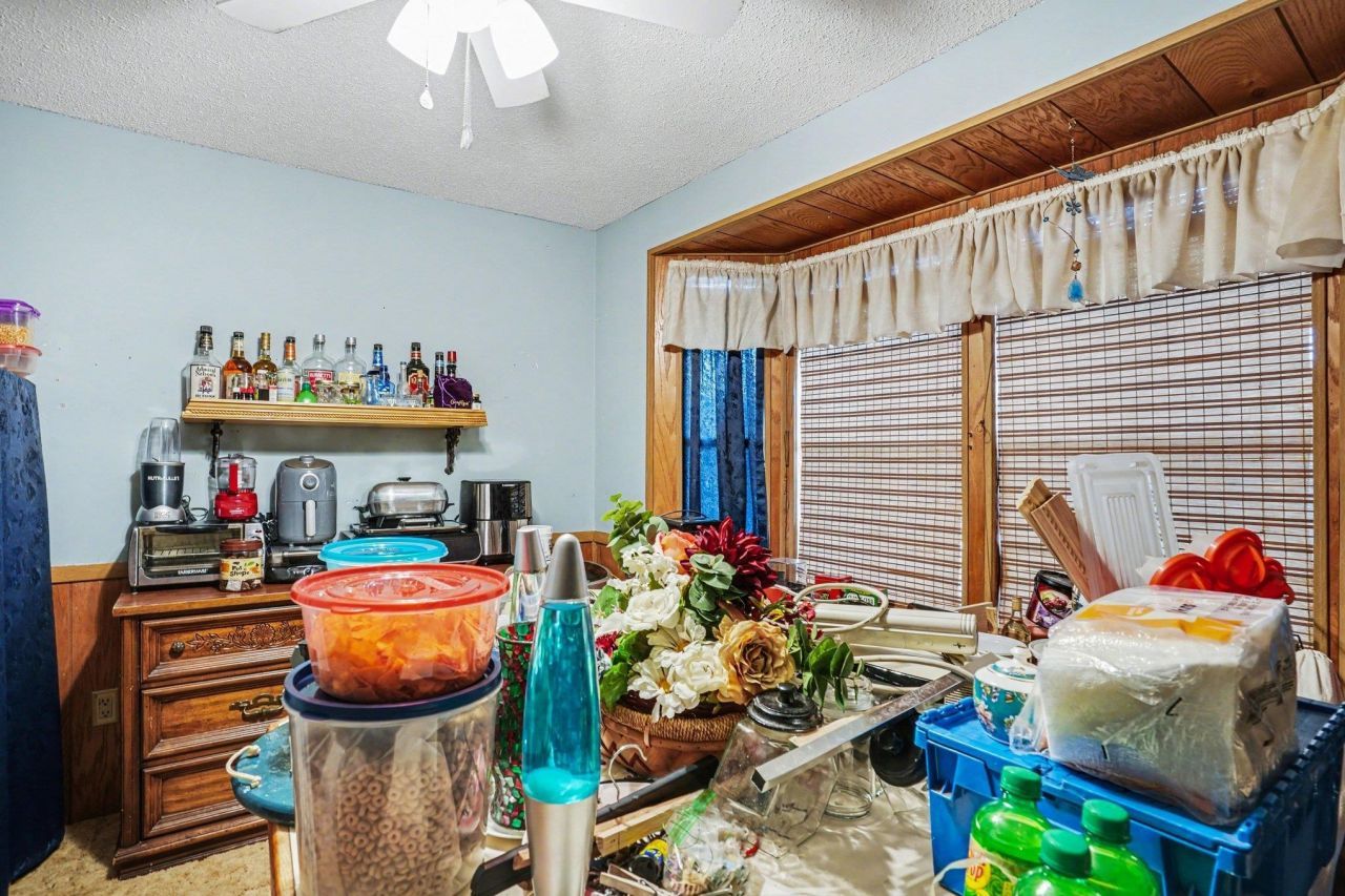 1664 E Lake Dr. Photo 10