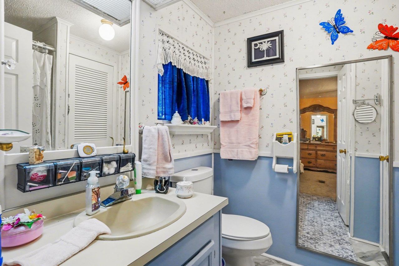 1664 E Lake Dr. Photo 21