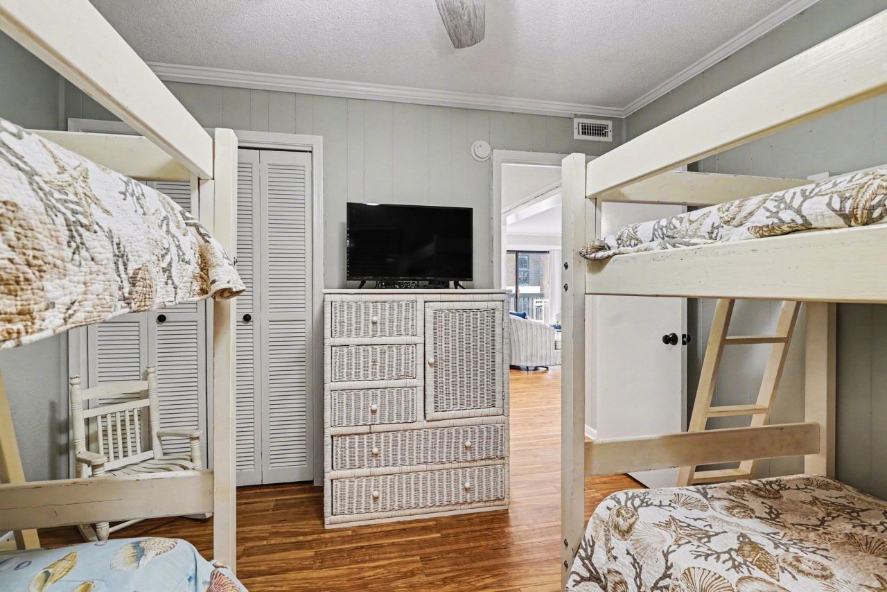 6000 N Ocean Blvd. Photo 17