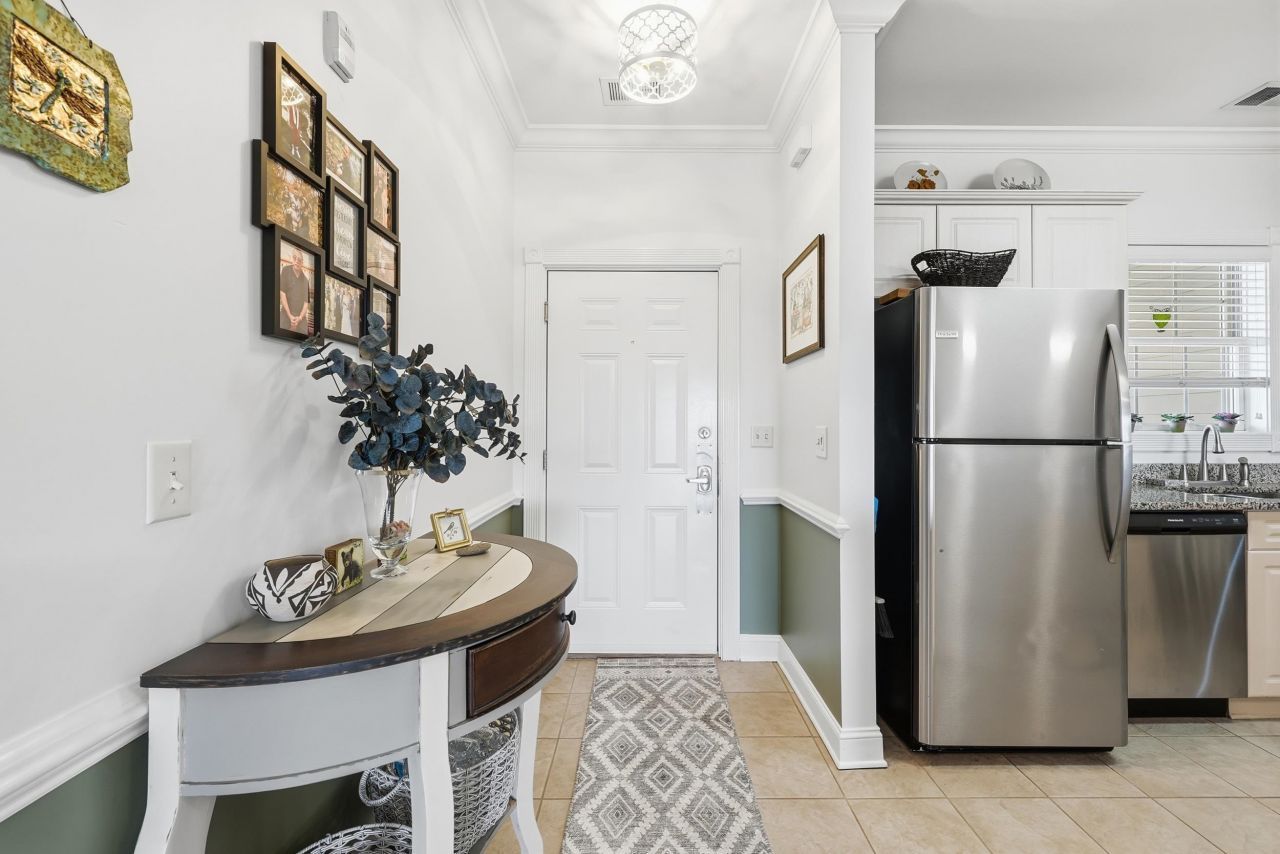 4894 Luster Leaf Circle Photo 15