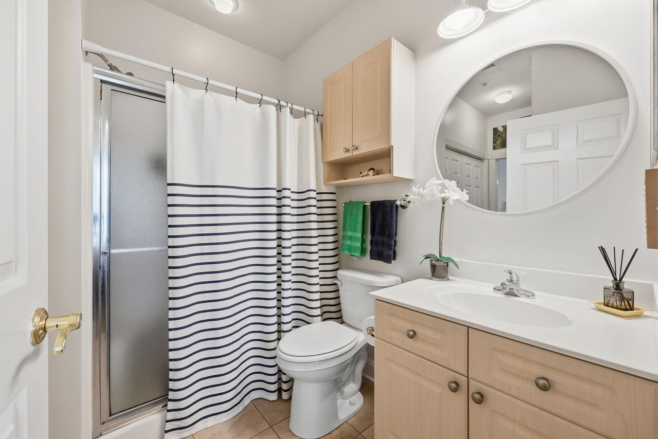 4894 Luster Leaf Circle Photo 23