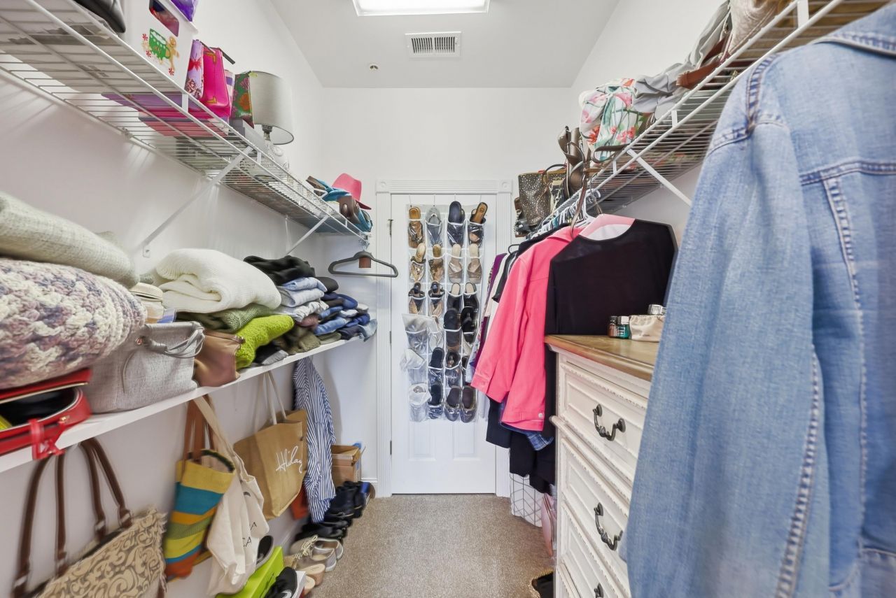 4894 Luster Leaf Circle Photo 31