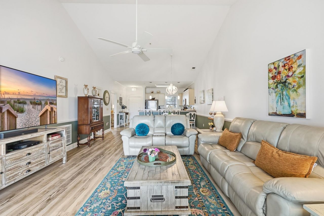 4894 Luster Leaf Circle Photo 6