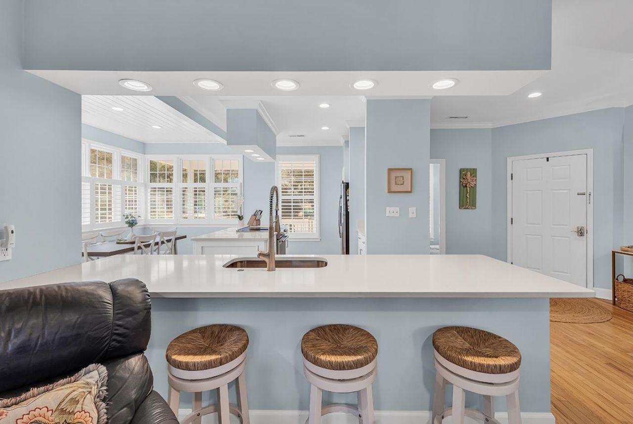 3045 Court St.  Photo 10