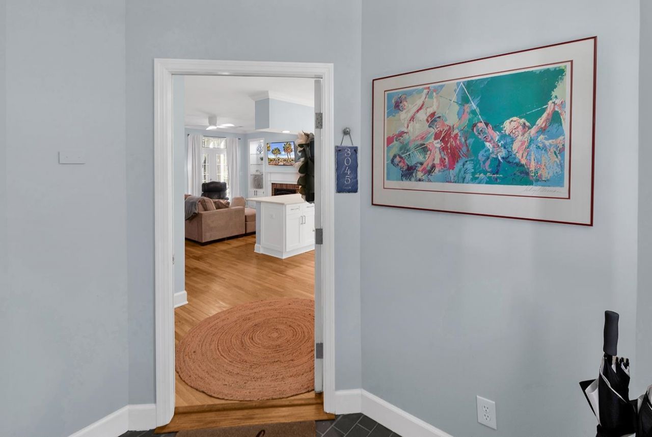 3045 Court St.  Photo 14