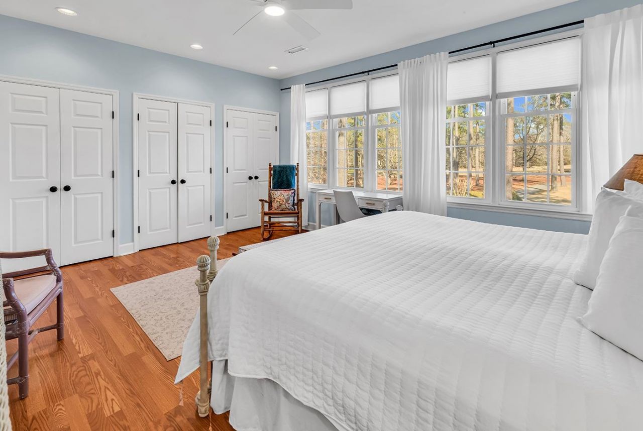 3045 Court St.  Photo 28