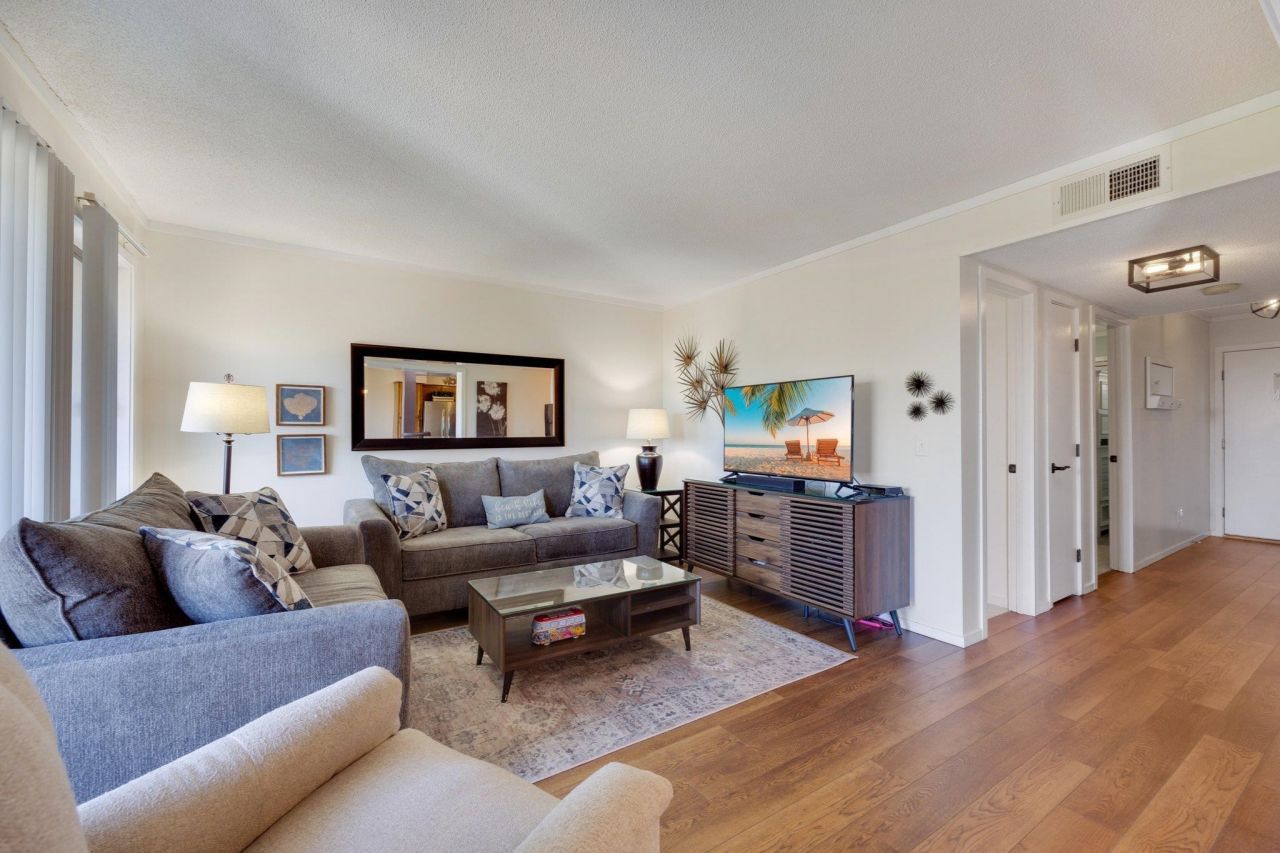 5905 S Kings Hwy. Photo 13