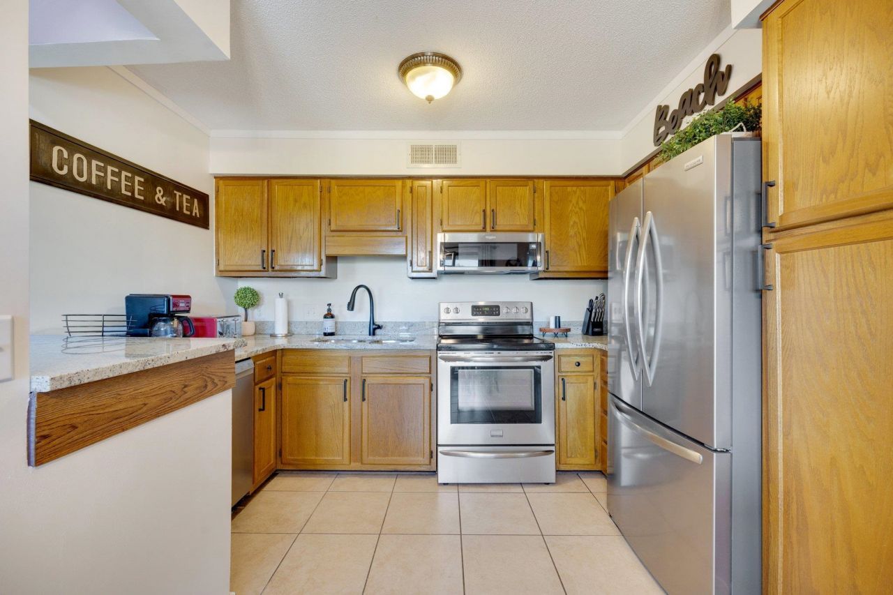 5905 S Kings Hwy. Photo 20