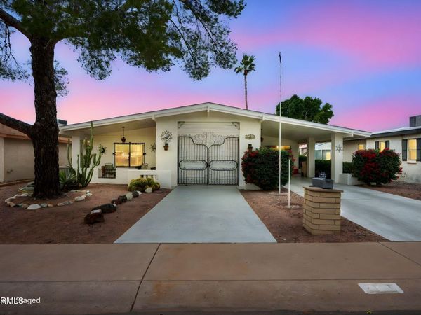 2136 N STOCKTON Place, Mesa, AZ 85215