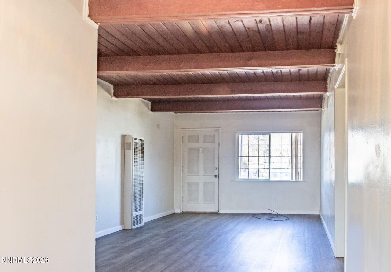 670 Denslowe Drive, Reno, NV 89512 Photo