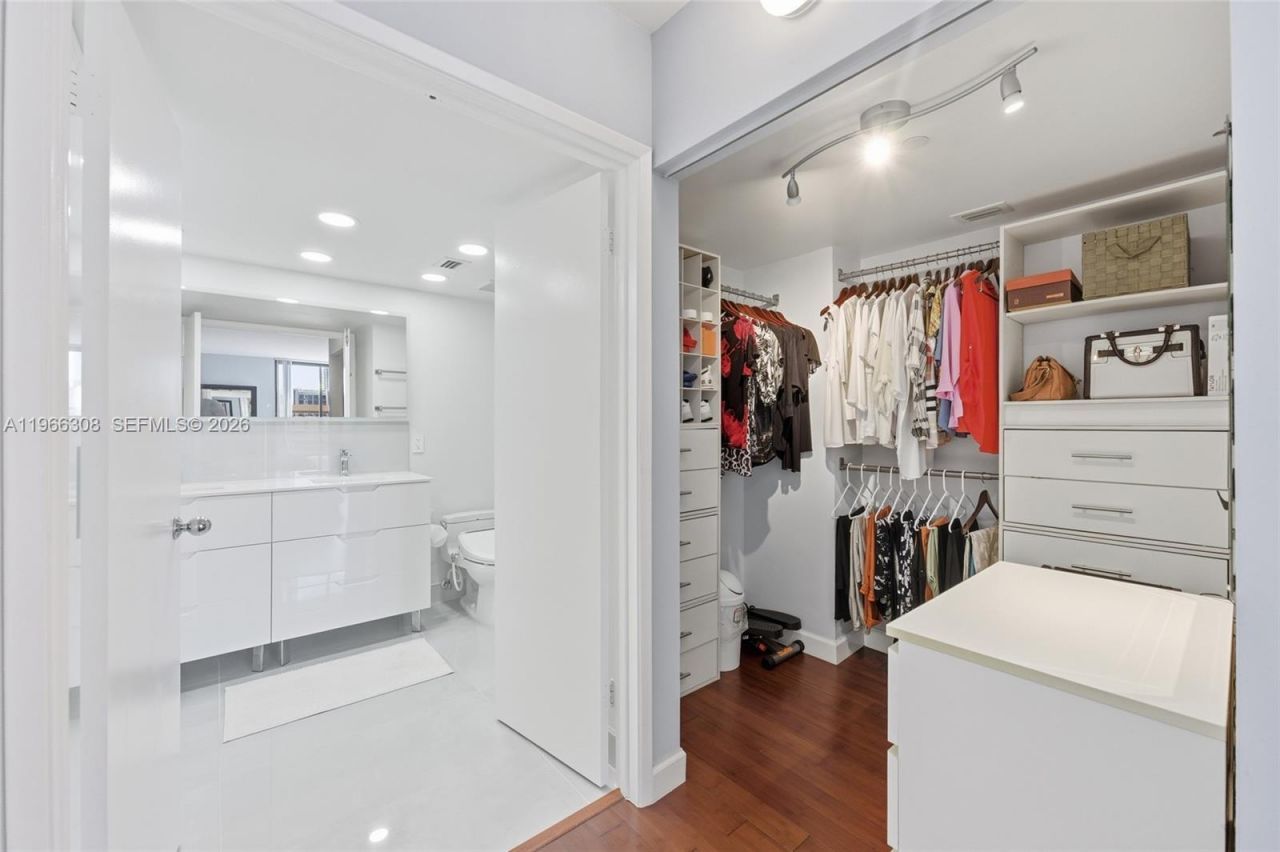 3300 NE 191st St, Unit 714, Aventura, FL 33180 Photo