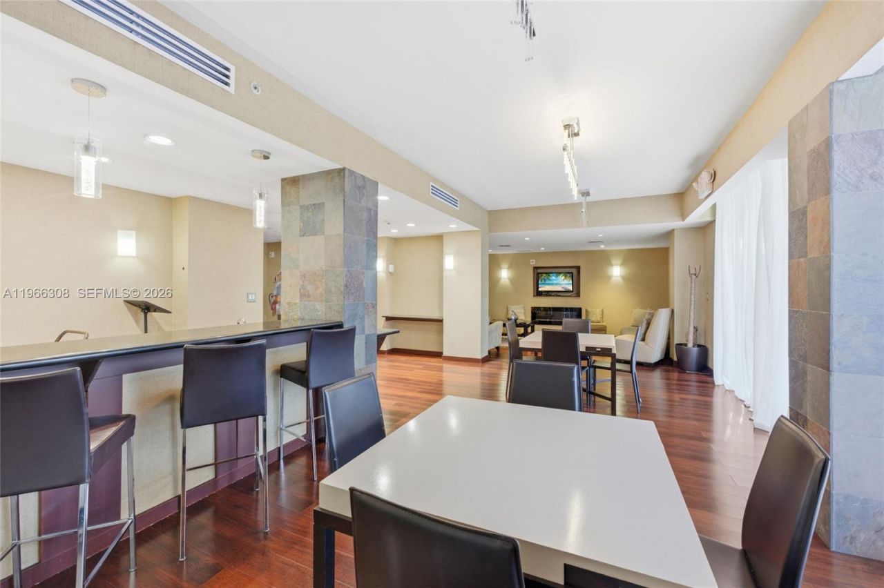 3300 NE 191st St, Unit 714, Aventura, FL 33180 Photo