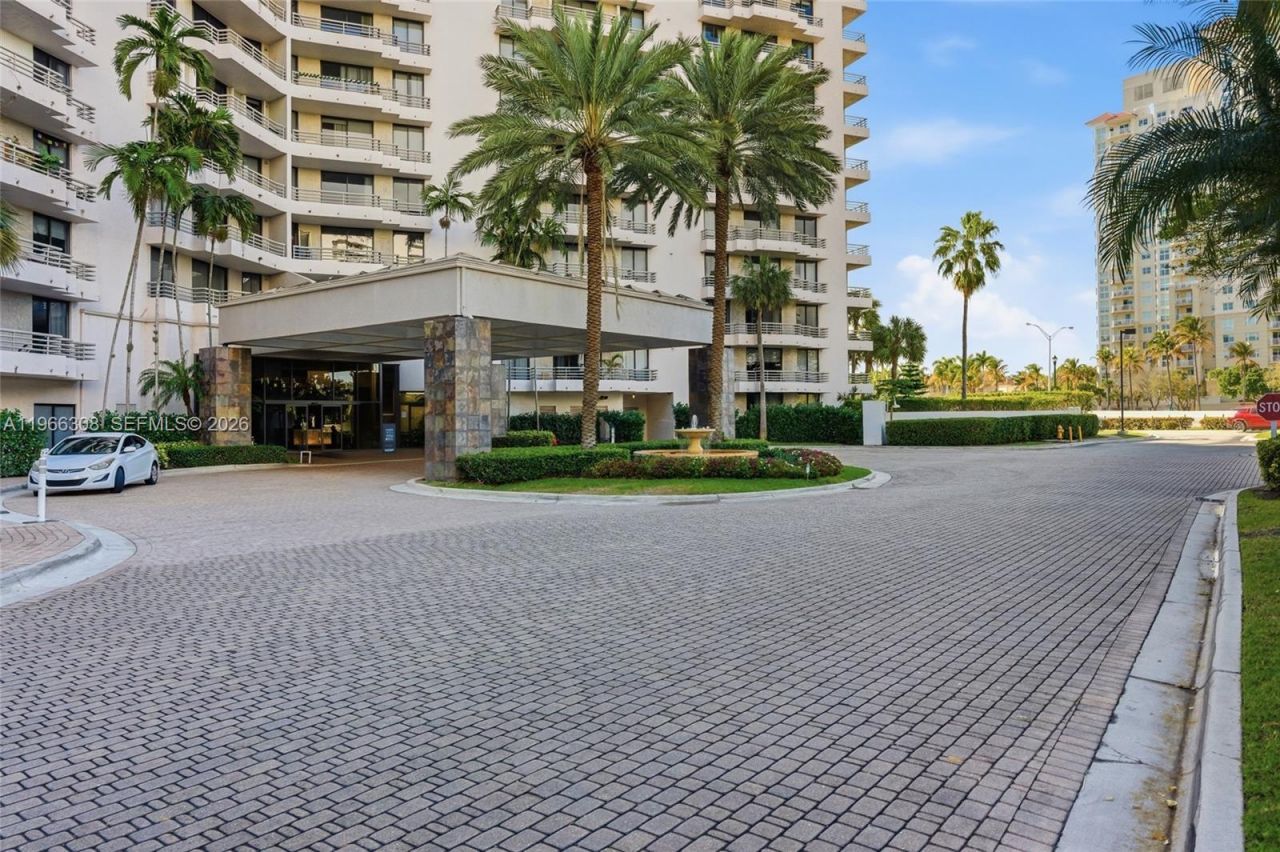 3300 NE 191st St, Unit 714, Aventura, FL 33180 Photo