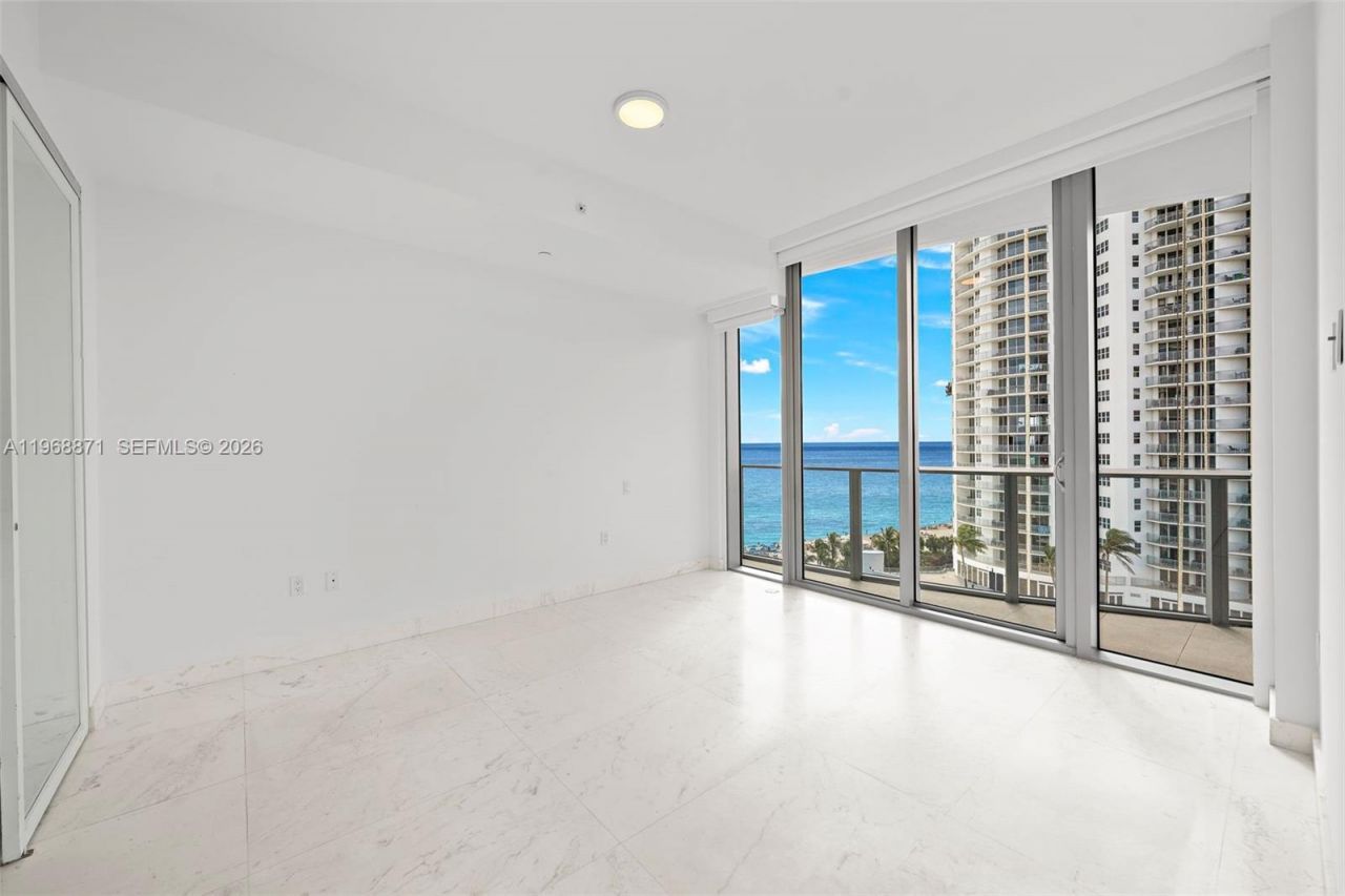 17475 Collins Ave, Unit 703, Sunny Isles Beach, FL 33160 Photo