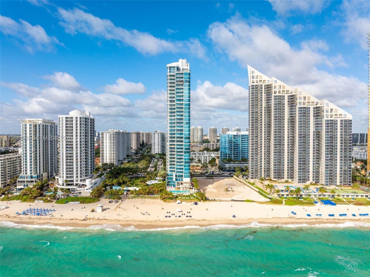17475 Collins Ave, Unit 703, Sunny Isles Beach, FL 33160 Photo