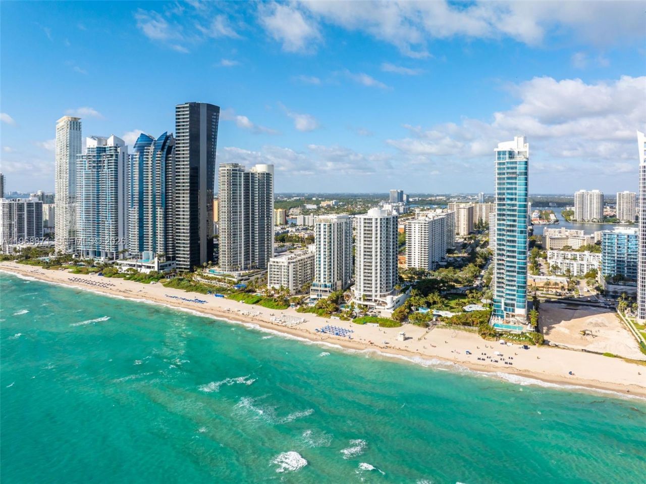 17475 Collins Ave, Unit 703, Sunny Isles Beach, FL 33160 Photo