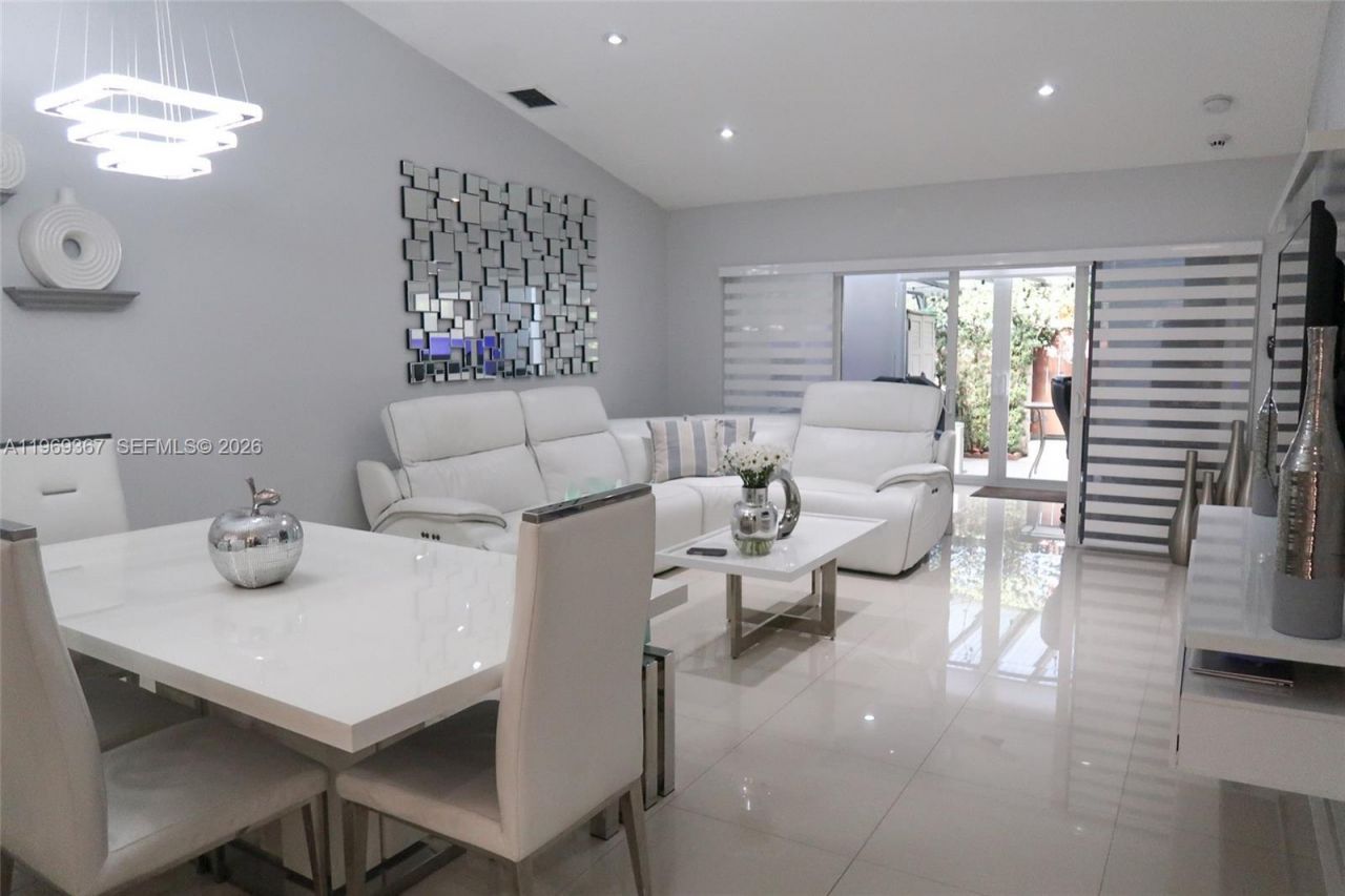 14911 SW 88th Ter , Unit 14911, Miami, FL 33196 Photo