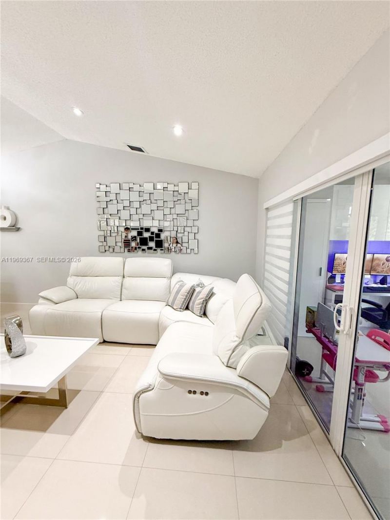 14911 SW 88th Ter , Unit 14911, Miami, FL 33196 Photo