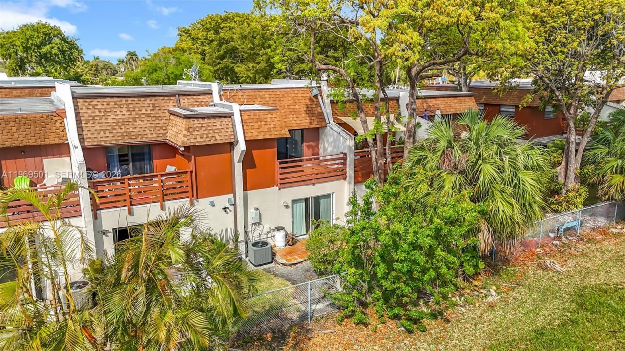 2133 N 14th Ave, Unit 1, Hollywood, FL 33020 Photo