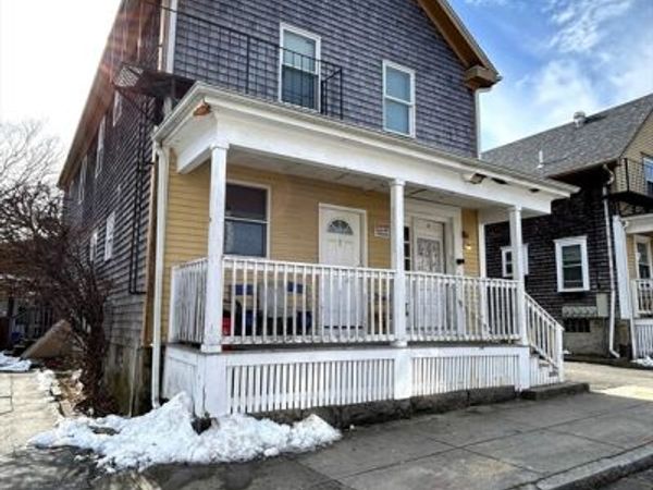 24 Sycamore St, Unit 1E, New Bedford, MA 02740