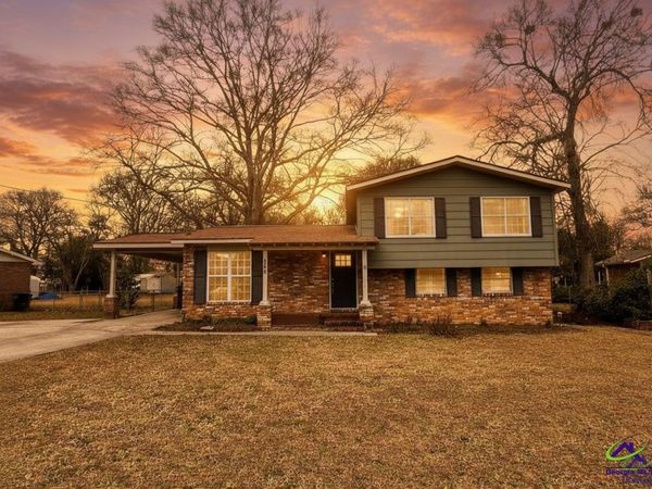 306 Woodlawn Avenue, Warner Robins, GA 31093