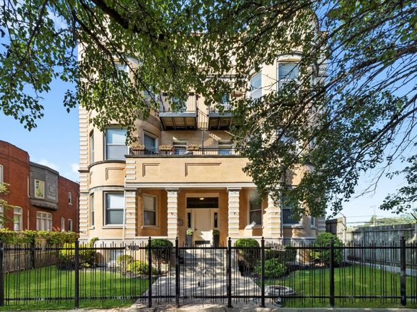 512 E Oakwood Boulevard, Unit 2, Chicago, IL 60653