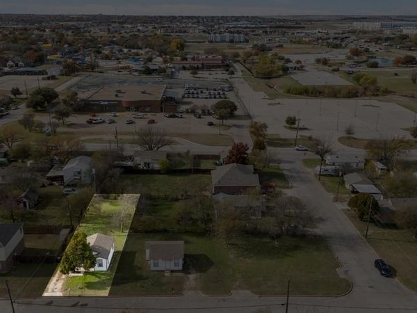 309 Hallvale Drive , White Settlement, TX 76108