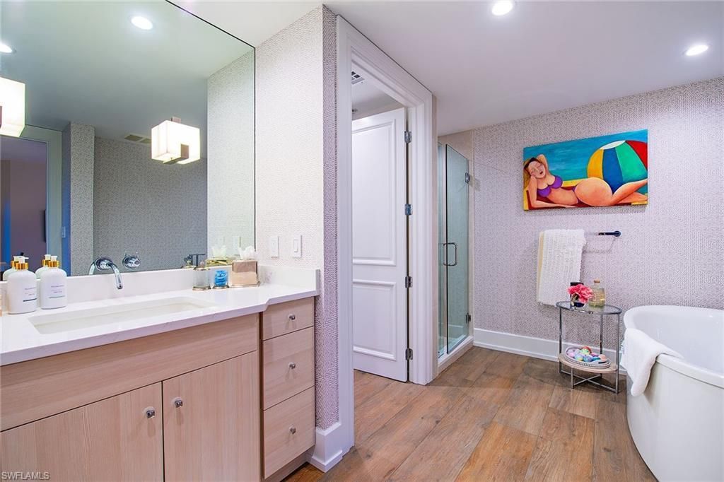 9235 Gulf Shore Dr, Unit TL2, Naples, FL 34108 Photo