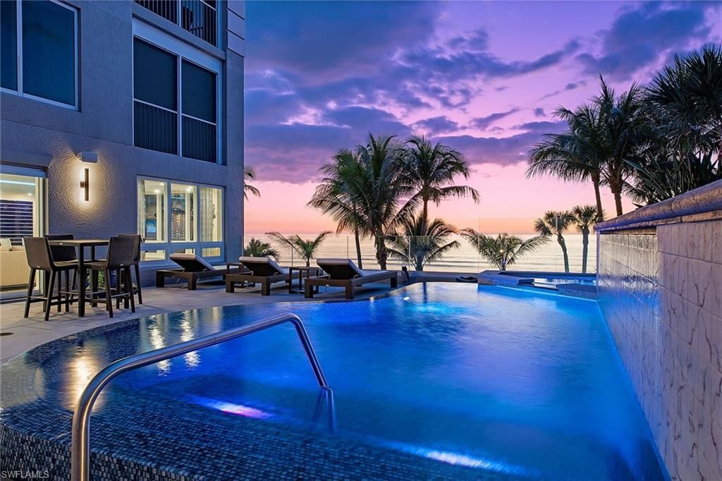 9235 Gulf Shore Dr, Unit TL2, Naples, FL 34108 Photo