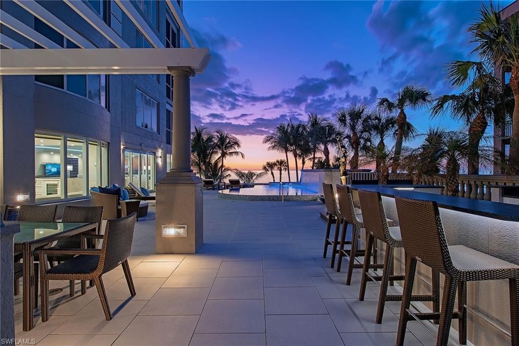 9235 Gulf Shore Dr, Unit TL2, Naples, FL 34108 Photo