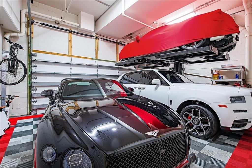 9235 Gulf Shore Dr, Unit TL2, Naples, FL 34108 Photo