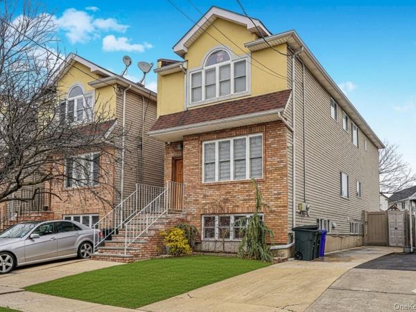 49 Llewellyn Place, Staten Island, NY 10310