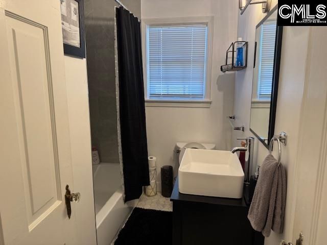 630 Highland Street Photo 7