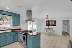 131 Laurel Drive  photo 4