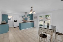 131 Laurel Drive  photo 4